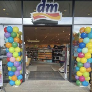 Moderner dm-Drogeriemarkt mit langfristigem Mietvertrag
